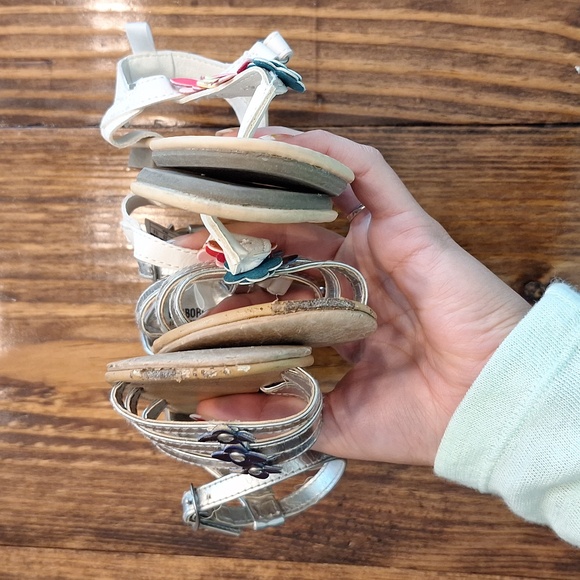 11 Pair Little Girls Shoe lot Size 6 to 10 - Picture 8 of 16